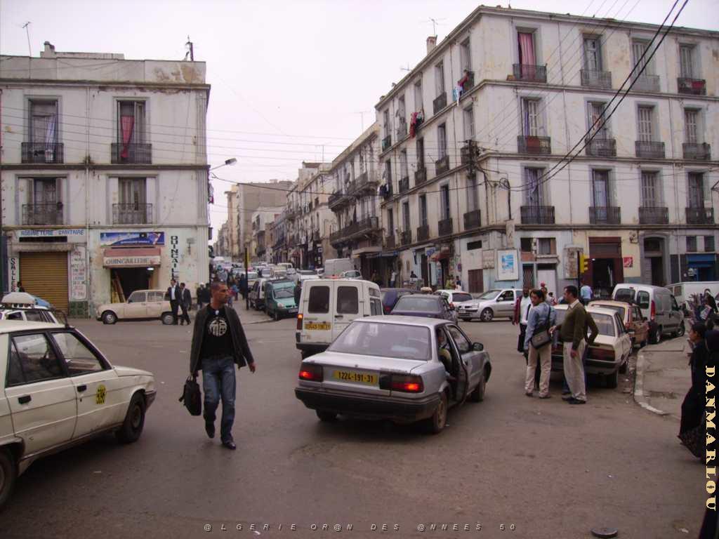 ORAN vue du marche la rue dutertre.JPG